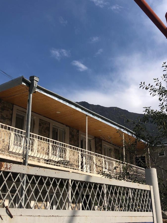 House 54 Hotel Stepantsminda Exterior photo